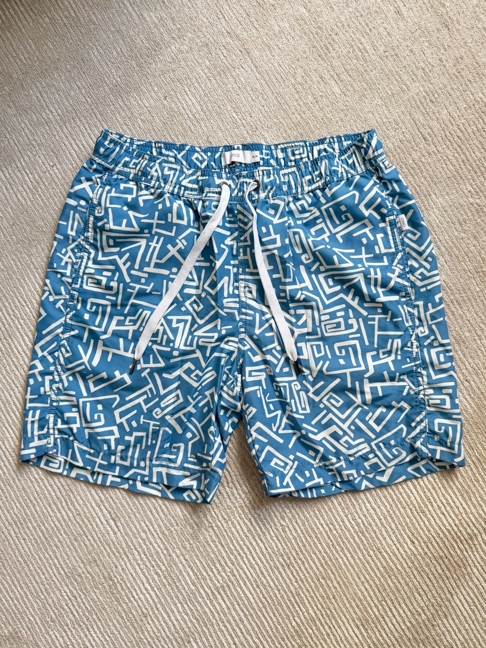 Onia Men’s Charles Tribal Blue White Bathing Suit Swim Shorts Trunks 7” Size M